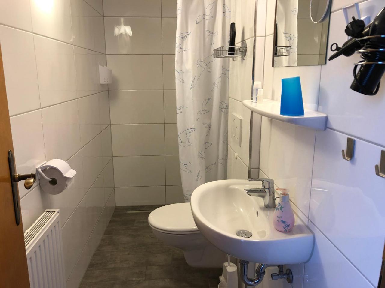 Messezimmer 4U Dusseldorf Bagian luar foto