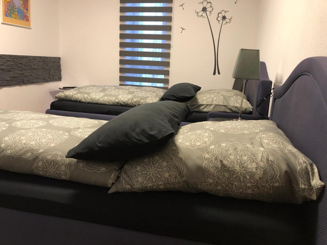 Messezimmer 4U Dusseldorf Bagian luar foto